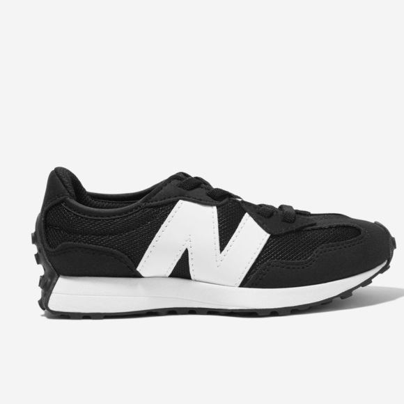 NEW BALANCE Kids 327 Trainers in Black/white - Picture 1 of 8
